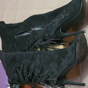 Women over the knee toe less boots